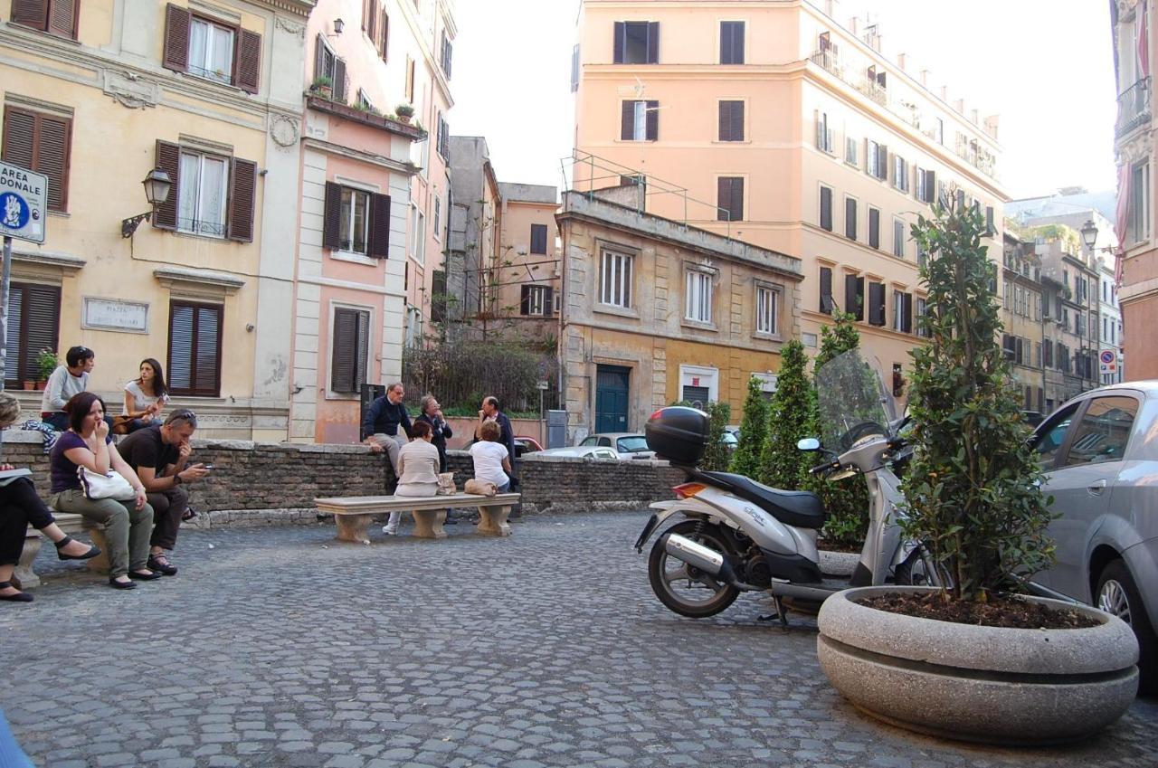 Center House Colosseo روما المظهر الخارجي الصورة
